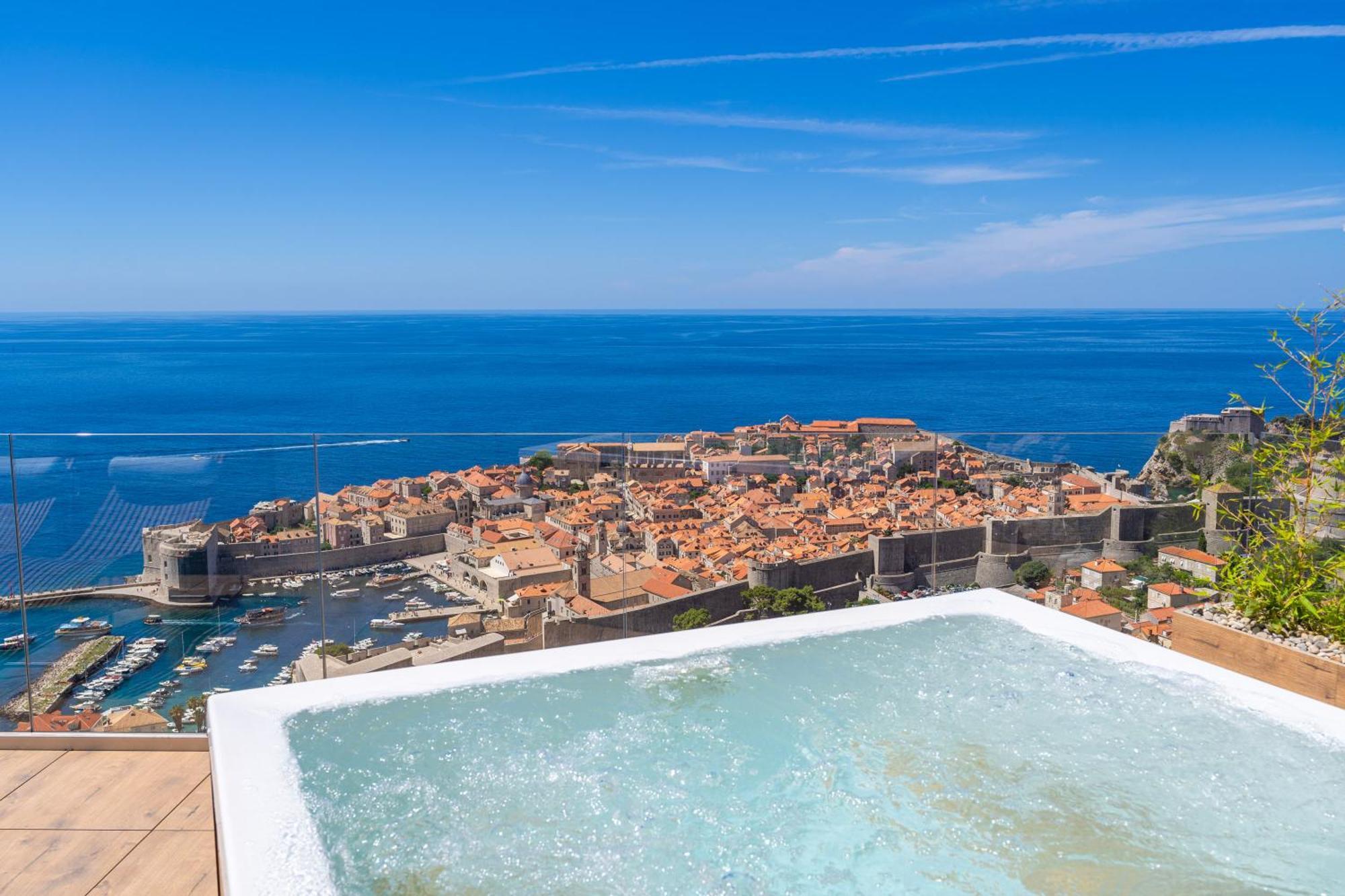Kings Landing 5 Stars Penthouse Appartamento